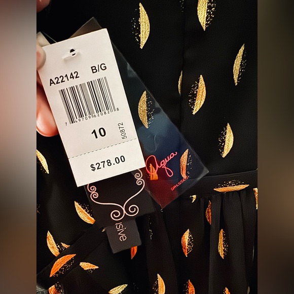 *NWT* AQUA / Metallic Gold Print Plunging Illusion Gown / Black,Gold / 10 - Picture 9 of 11